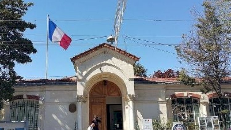    Fransa da İstanbul konsulluğunu qapatdı   
