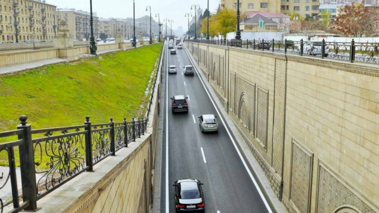    Bu yolda hərəkət məhdudlaşdırılacaq   