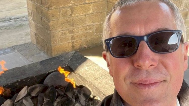   Fergus Auld “Atəşgah məbədi”ni ziyarət etdi   
