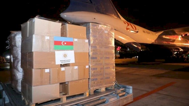    Heydər Əliyev Fondunun yardım təyyarəsi Türkiyəyə çatdı   