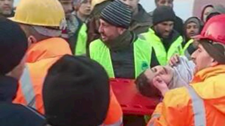    13 yaşlı uşaq 6 mərtəbəli binanın dağıntıları altından sağ çıxdı   
