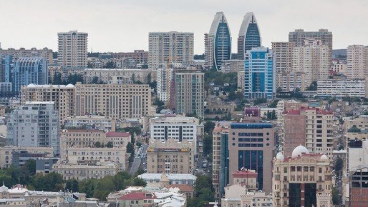   FHN rəsmisi Bakıdakı binalarla bağlı açıqlama verdi: “Böyük panika yaranıb”   