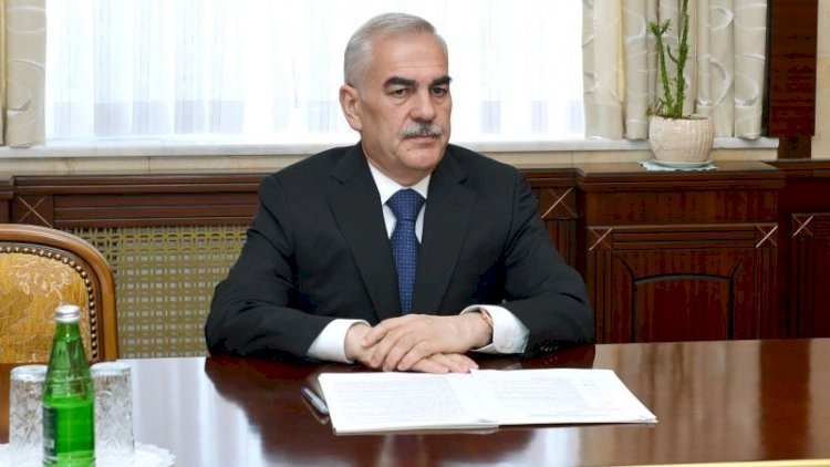    Vasif Talıbov tələbə olduğu vaxt Ali Məclis sədri olub   