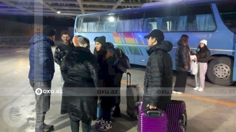    Tələbələrin bir qismi Türkiyədən Azərbaycana qayıtdı   