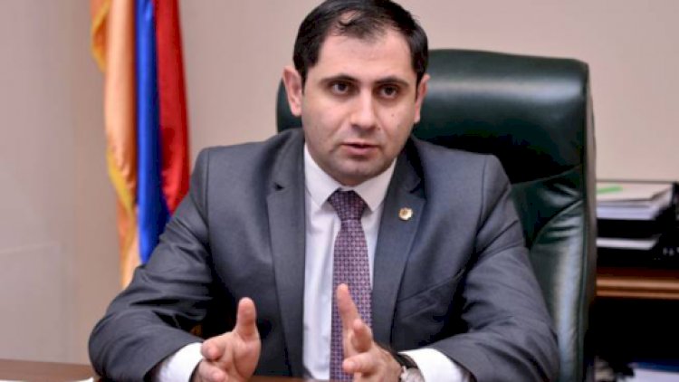    Erməni müdafiə naziri istefaya göndərilir   