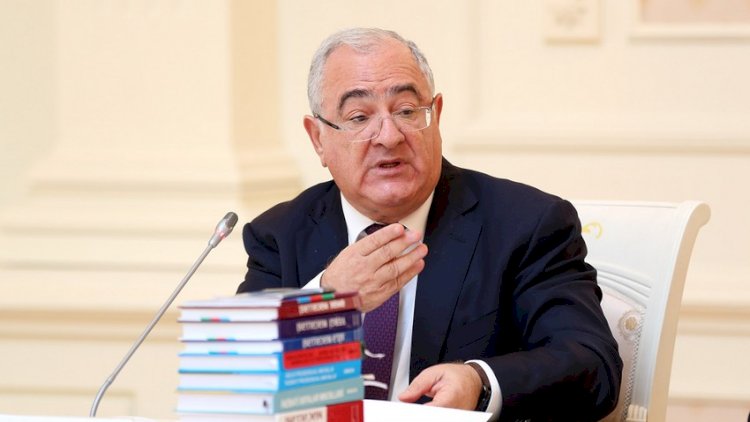    Ramiz Rzayev: “Sosial media məhkəmələrə olan etimadı zədələməməlidir“   