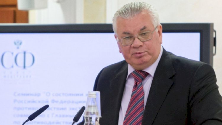    Putinin qovduğu general intihar etdi   