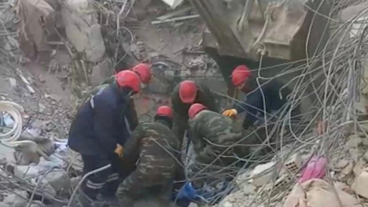    Azərbaycan xilasediciləri dağıntılar altından 729 nəfərin cəsədini çıxarıb   