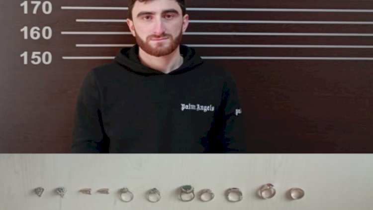    Yardımlı sakini qonşusunun evindən qızıl oğurladı   
