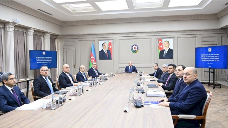    Əli Əsədov iclas keçirdi   