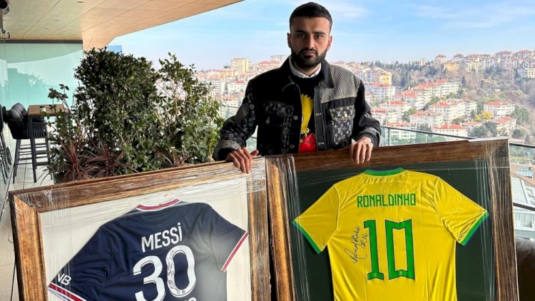    Ronaldinyo və Messinin imzaladığı formaları 1,2 milyona satdı   