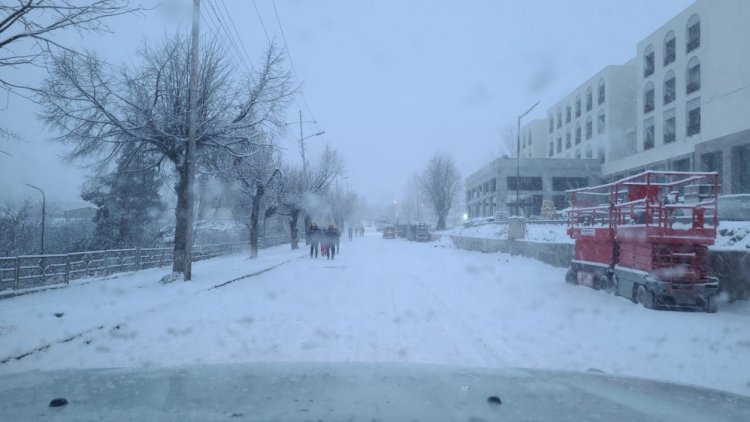    Şuşaya güclü qar yağıb - Fotolar   
