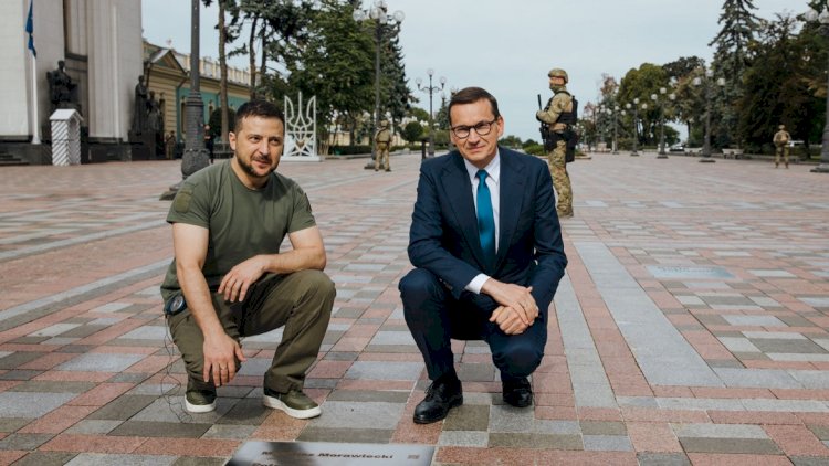    Zelenski Polşa baş naziri ilə görüşdü   