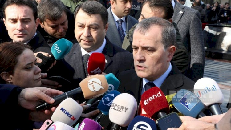    Ceyhun Bayramov Lavrovun səfərindən danışdı   