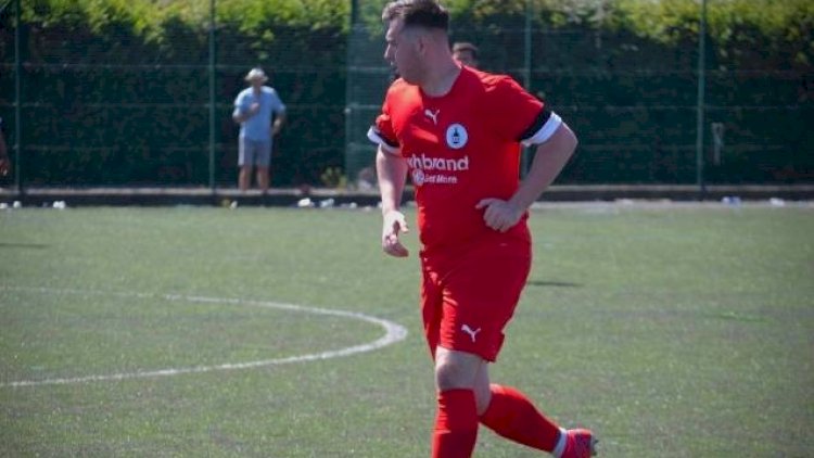    23 yaşlı futbolçu oyun zamanı dünyasını dəyişdi   