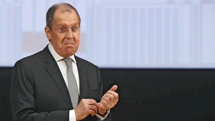    Lavrovun üstümüzə uzanan “dili”... – Onunla rus dilində danışmağa borcluyuqmu?   