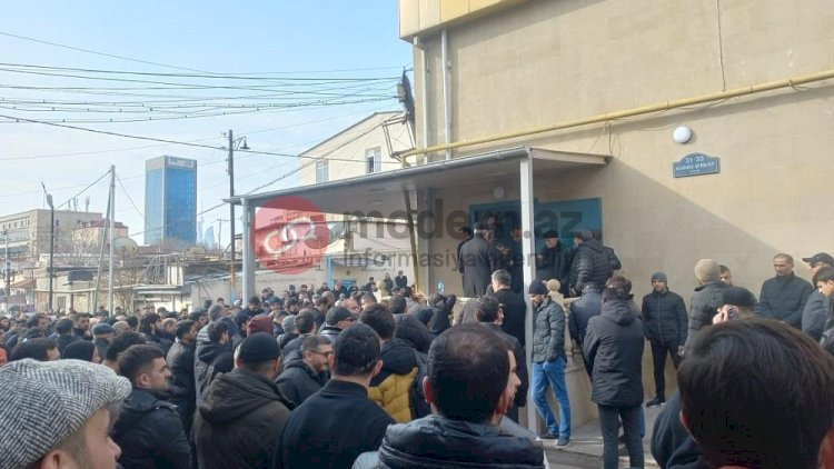    Minlərlə insan Hacı Şahinlə vidalaşmağa gəldi   