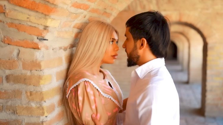    Rəqsanənin qızının əriylə səmimi görüntüləri   - Video