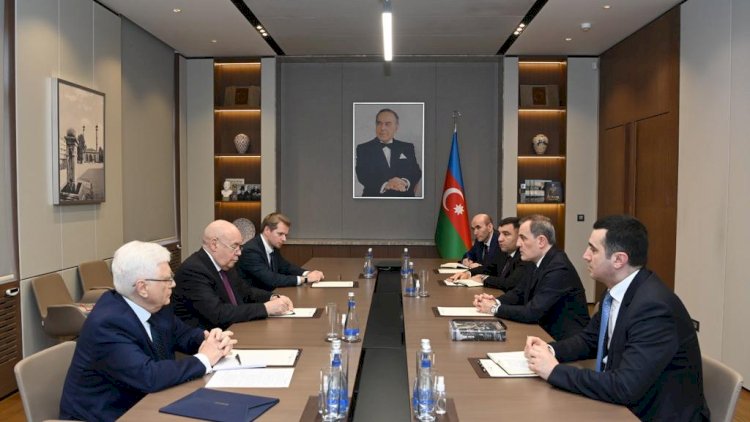    Ceyhun Bayramov Putinin xüsusi nümayəndəsi ilə görüşdü   