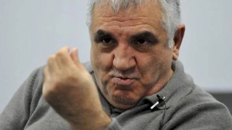    Putinə yaxın jurnalist Ermənistana buraxılmadı   