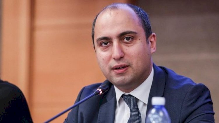    Nazir 200 min qadına təbrik mesajı göndərdi - FOTO   