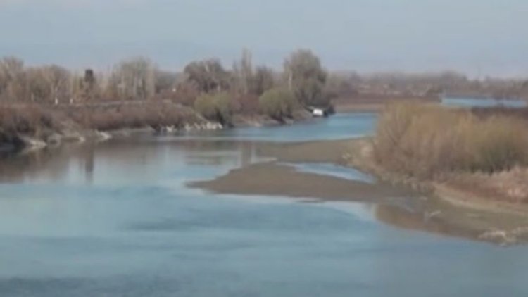    Kür və Araz çaylarında suyun səviyyəsi kəskin azalıb - Video   