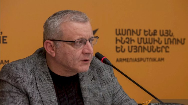    Erməni politoloq: “Qərb Qafqazda Rusiyaya ikinci cəbhə açmaq istəyir“   