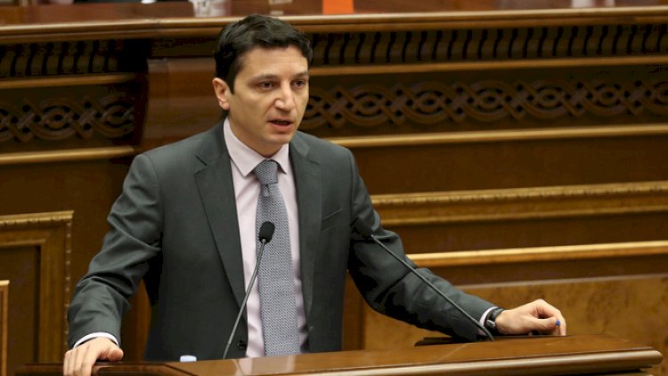    Rusiyadan Ermənistana pul axını artıb - Nazir   