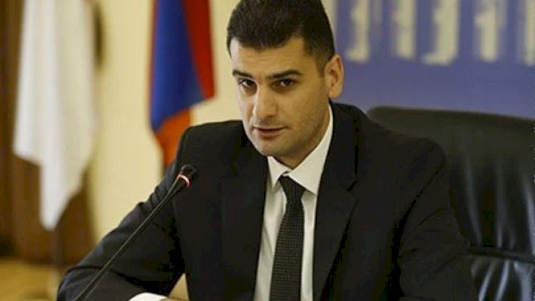    İrəvan meri istefa verdi   