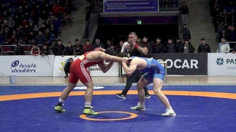    Azərbaycanın üç güləşçisi finalda, ikisi bürünc medal üçün yarışacaq   