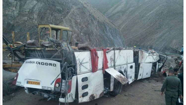    İranda avtobus aşdı, 5 nəfər öldü, 44 nəfər yaralandı    