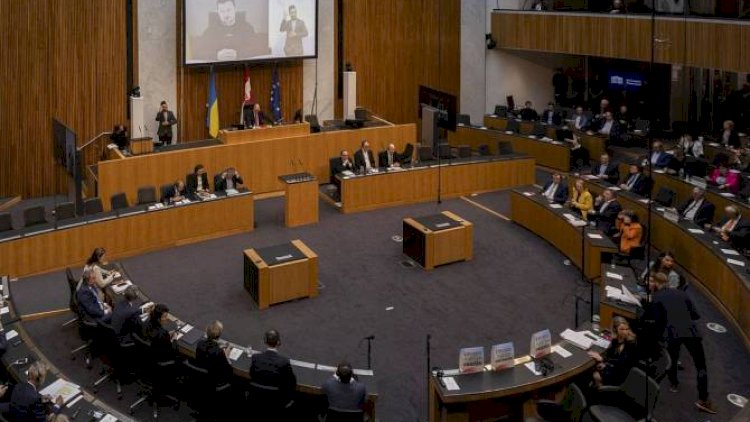    Avstriyalı deputatlar Zelenskinin çıxışını boykot etdilər   