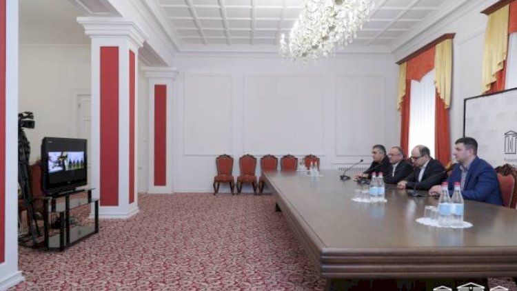    Ohanyan və həmkarları separatçılarla danışıqlar apardı   