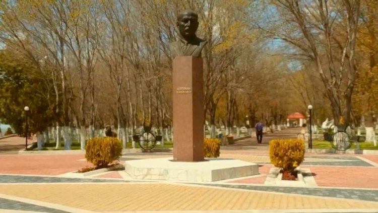    “Nəriman Nərimanovun abidəsi sökülməyib“ - İH   