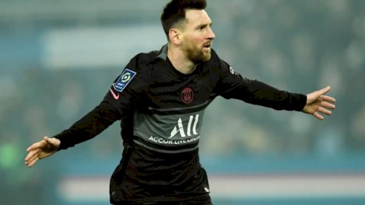    Messi maaşının azaldılmasına razı deyil    