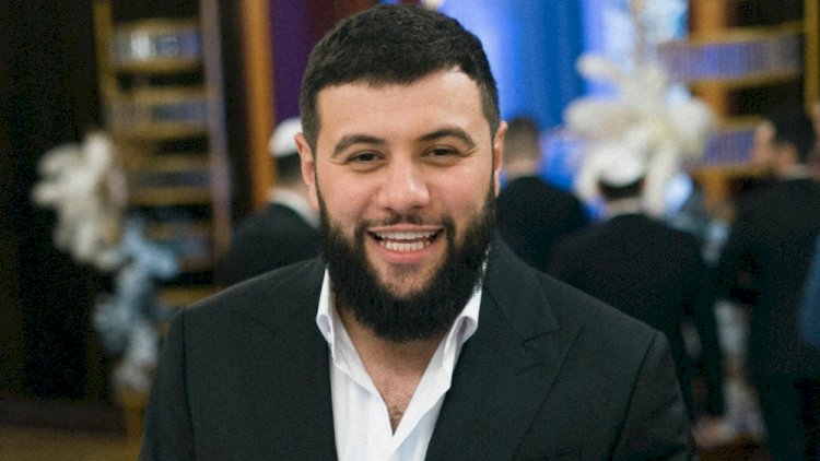    “Zooparkda doğulmuşam, tək dostum heyvanlar olub“    