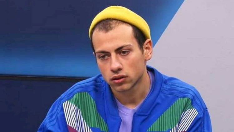    Paşinyanın oğlu Simonyanı təkzib etdi: “Döyülməmişəm“   