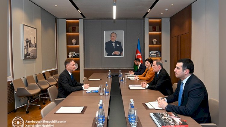    Ceyhun Bayramov Avropa Şurası Bakı ofisinin rəhbəri Petr Siç ilə görüşdü   