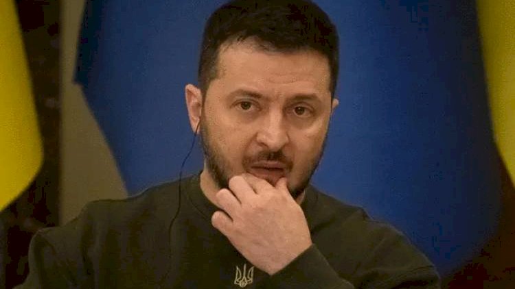    Zelenski Polşaya getdi   