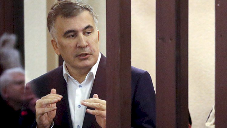    Saakaşvilidən imdad çağırışı: “Ölürəm“   