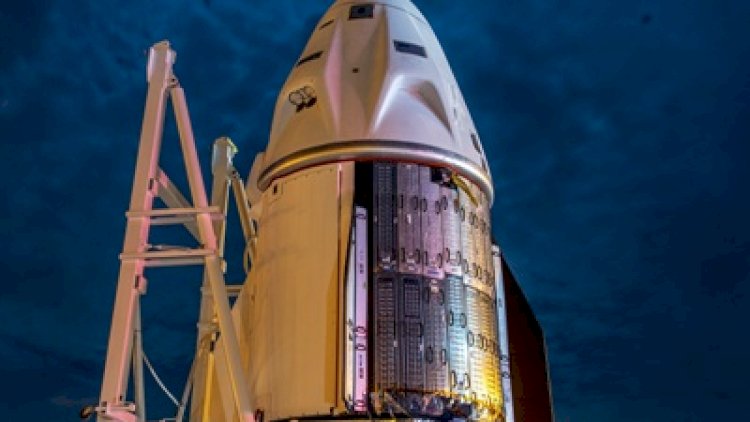    İlk türk kosmonavtı Rusiyaya yollanır   