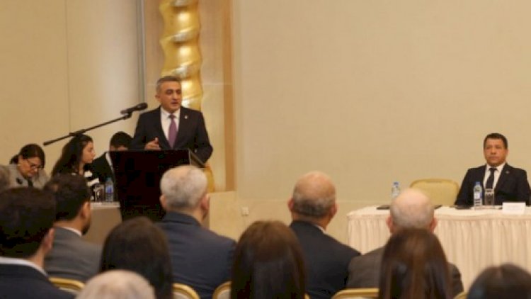    Kollegiya sədri aralarında intriqa olan vəkillərə çağırış etdi   