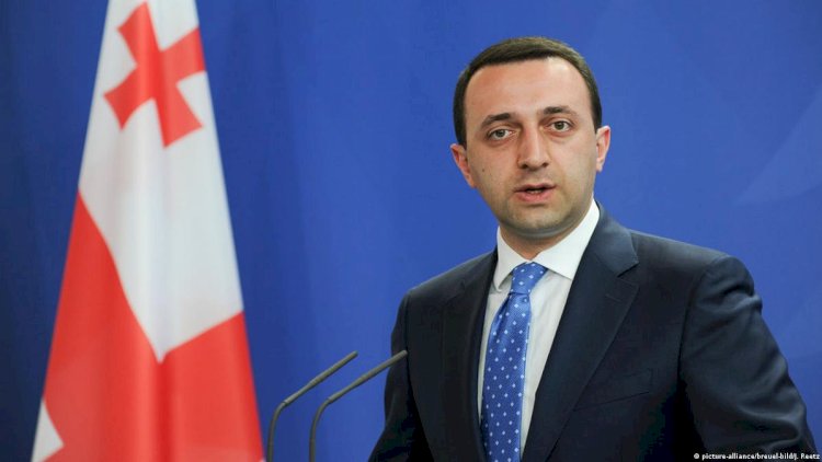    Qaribaşvili məhkəmə hakimlərini dəstəklədi   