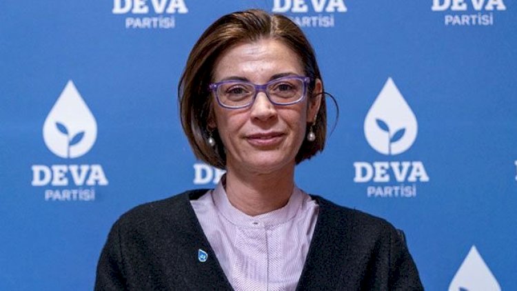    Babacanın müavini istefa verdi    