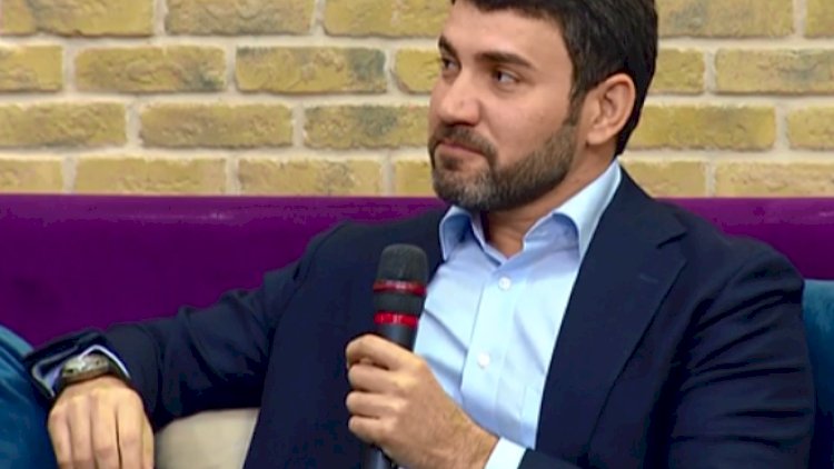    “Yoldaşım məndən 11 yaş kiçik olduğundan, ailə quranda ilk günlər...”   