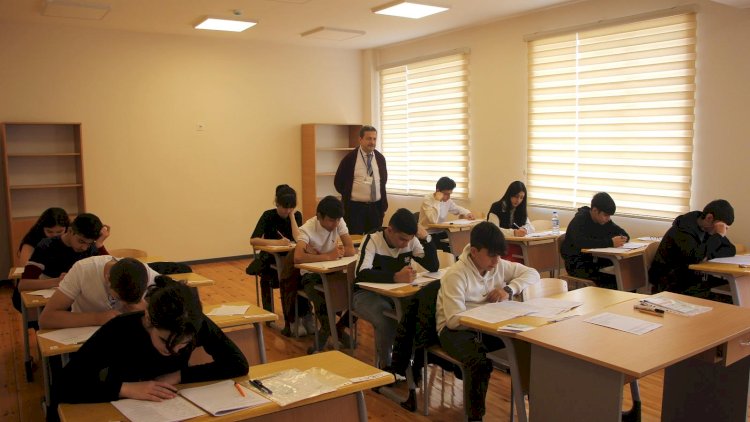   DİM 23 şəhər və rayonda buraxılış imtahanı keçirdi   