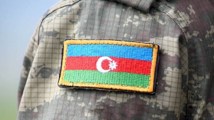    Əsgərlikdə olan qohumuna narkotik apardı - Azərbaycanda   