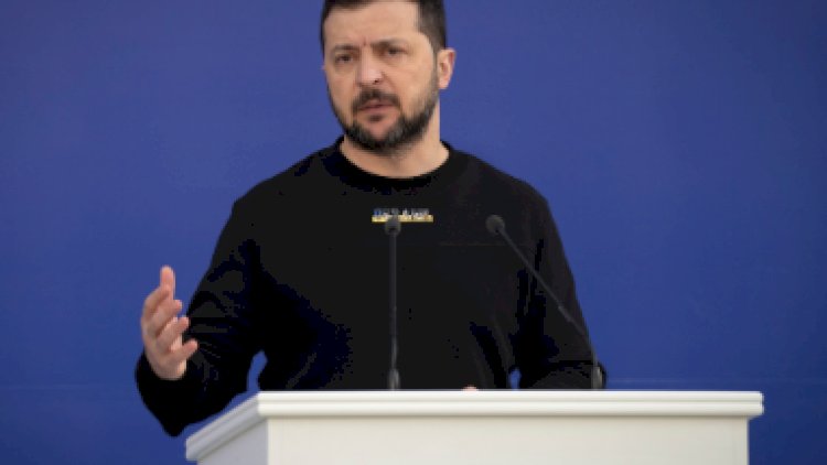    Zelenski Qərbi ittihamladı   