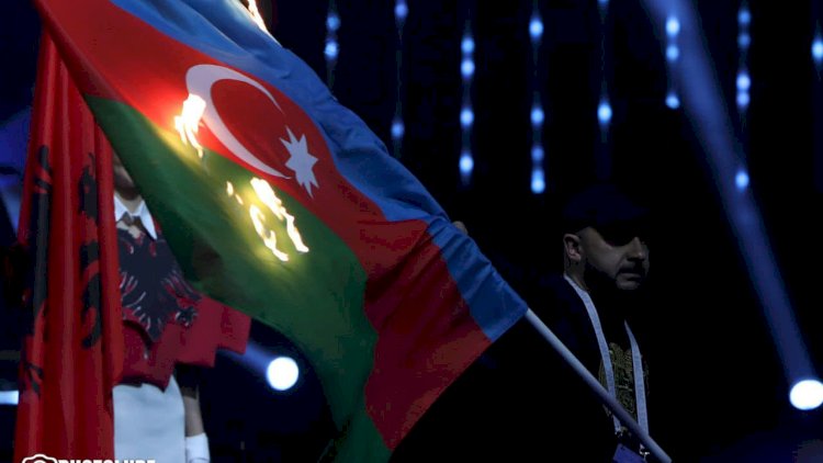    Bayrağımızı yandıran erməni axtarışa verildi    
