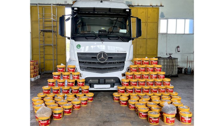    İrandan Niderlanda yarım ton heroin aparan maşın Naxçıvanda saxlanıldı    
